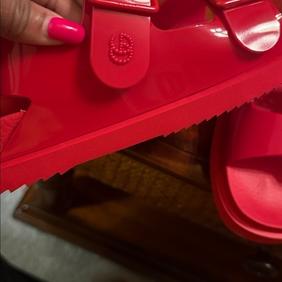 Red Sandals - Picture 2 of 7